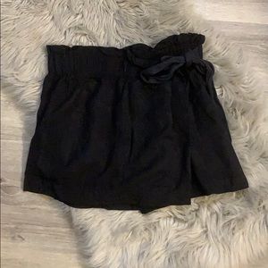 Black skort